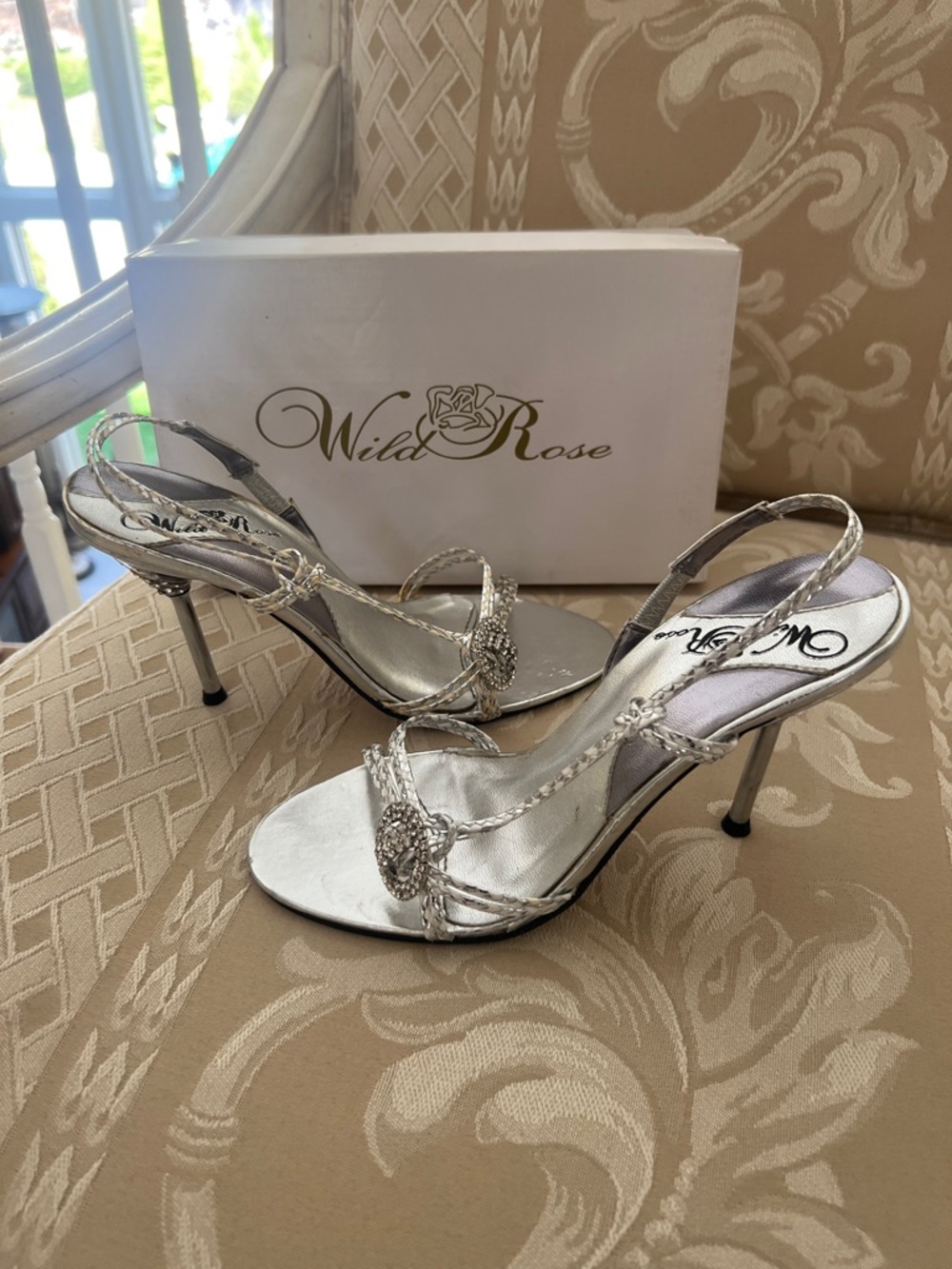 Wild Rose Metallic Silver Slingback Heels with Crystal Rosette - Vintage- Size 6